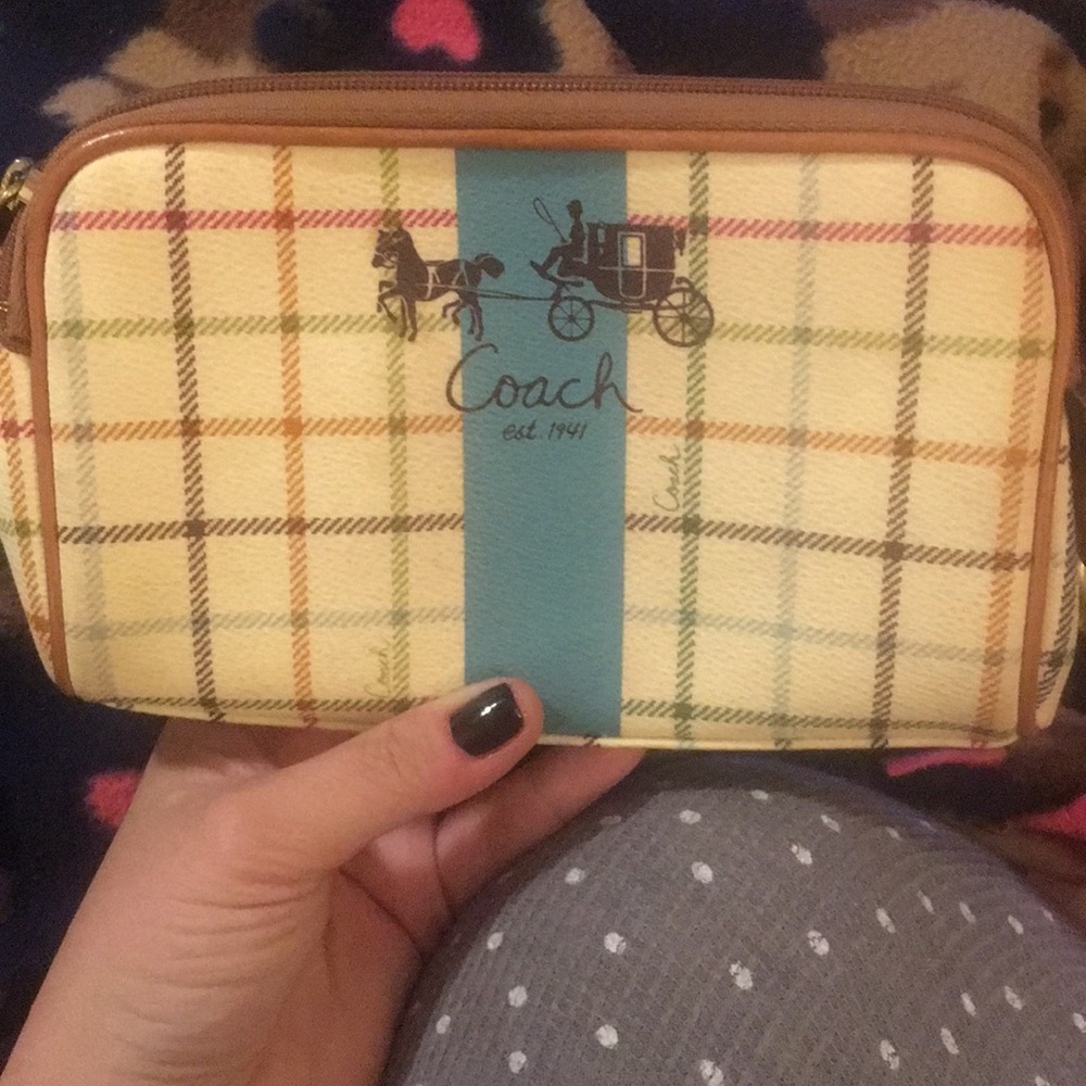 Coach makeup bag( Authentic ) - Picture 8 of 8